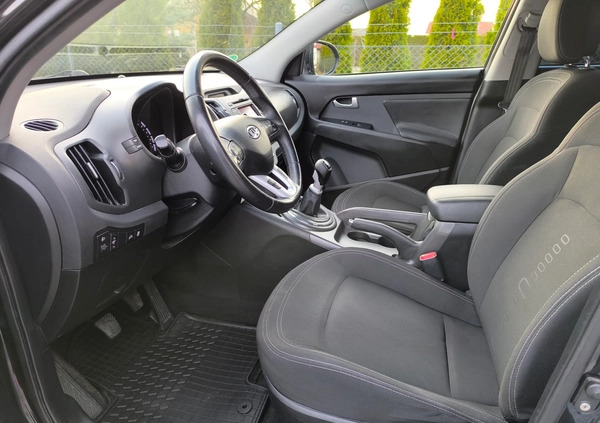 Kia Sportage cena 41900 przebieg: 160000, rok produkcji 2010 z Mosina małe 121